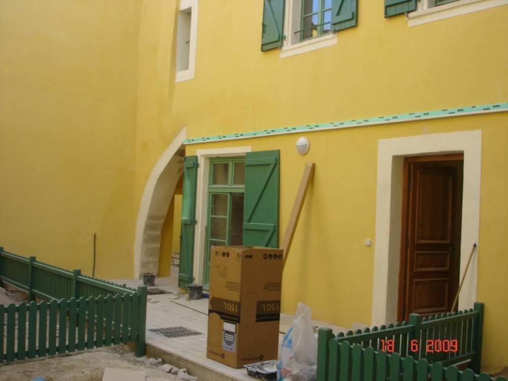 c453f640f8b3.jpg